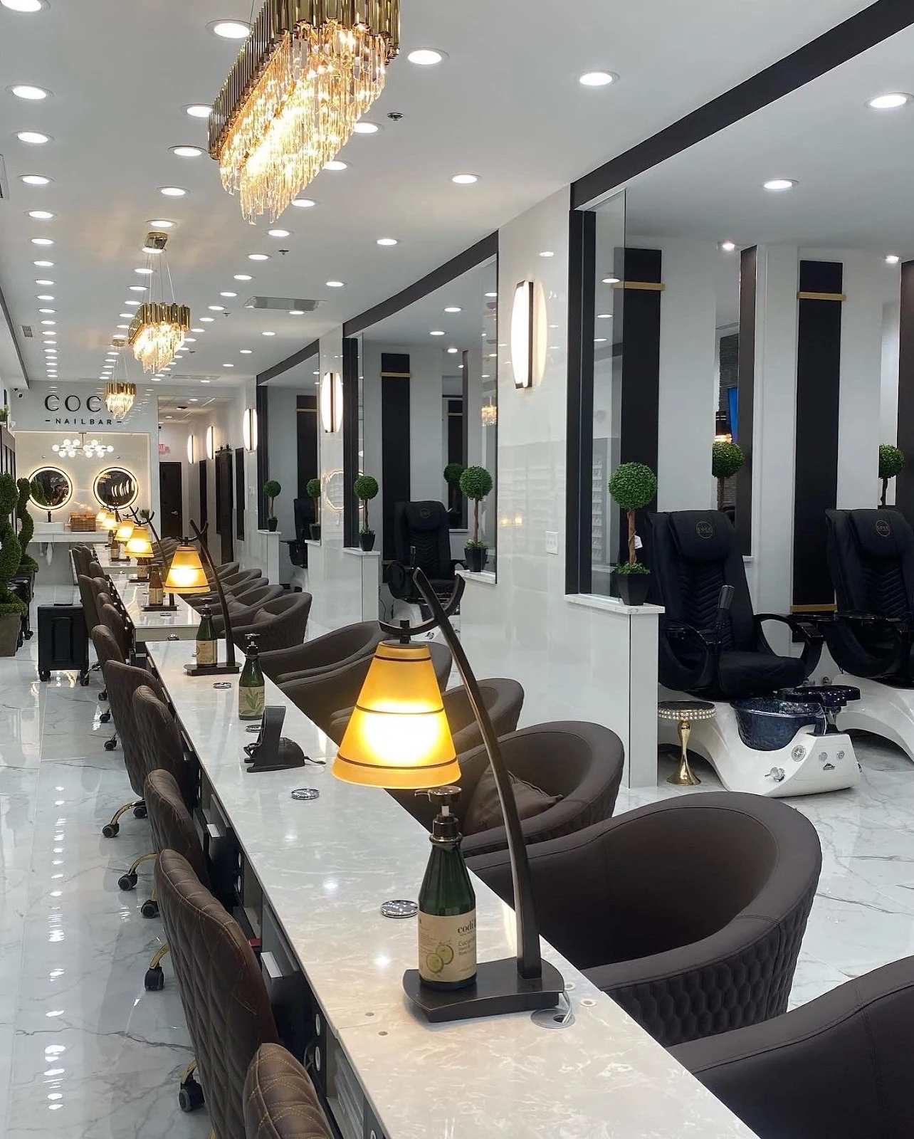 COCO Nail Bar interior